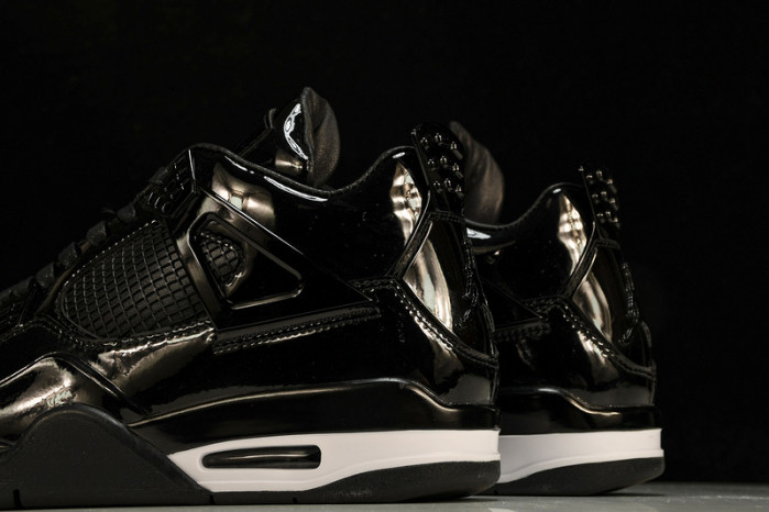Jordan 4 Retro 719864-010