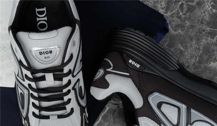 D*or b30 sneaker