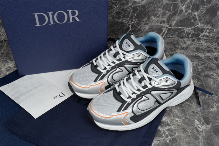 D*or b30 sneaker