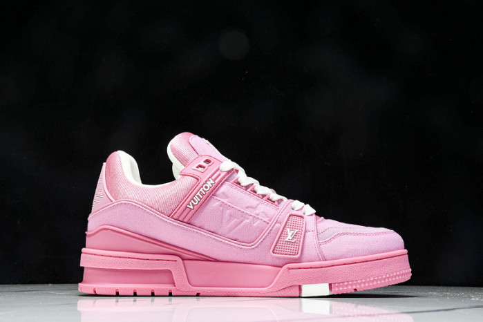 LV Trainer Sneaker