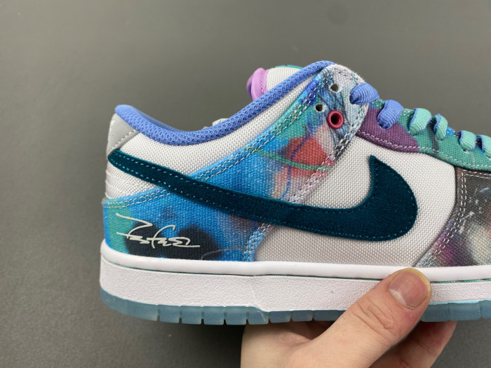 nike sb dunk low futura laboratories bleached aqua