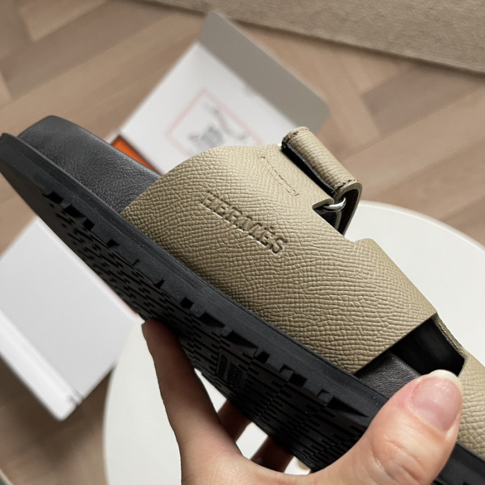 HER*MES SLIDES