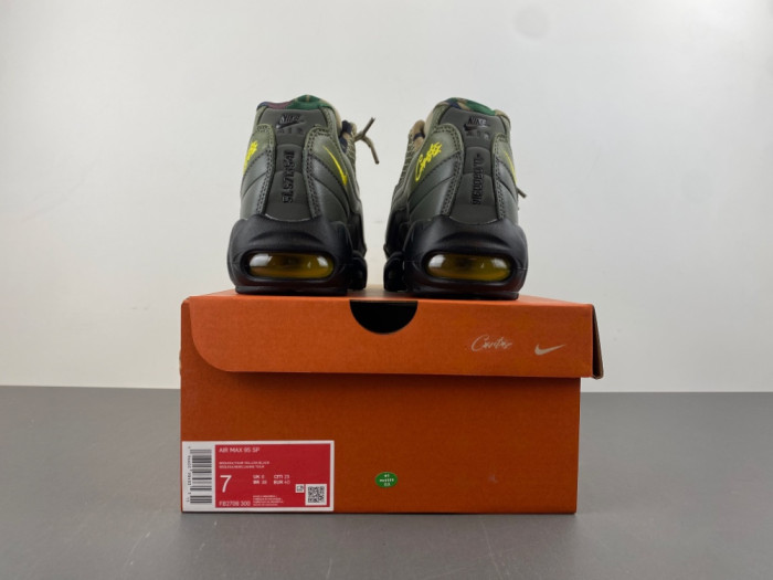Nike Air Max 95 SP FB2709-300