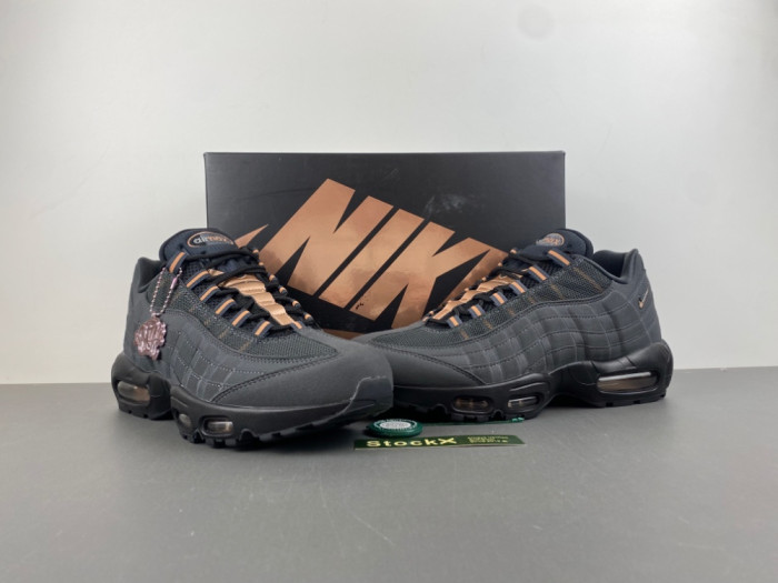 Nike Air Max 95 SP HQ6457-001