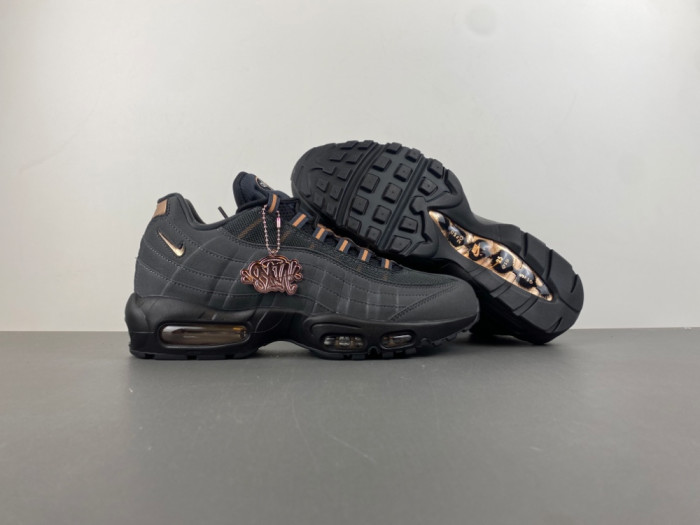 Nike Air Max 95 SP HQ6457-001