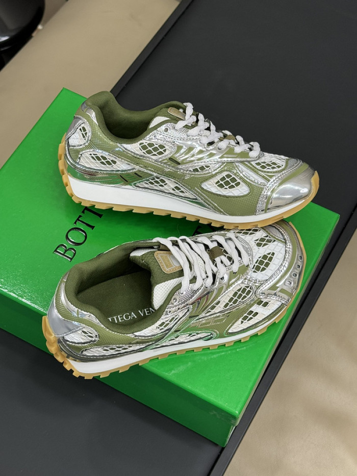 B0tte*a ve*ne*ta sneaker