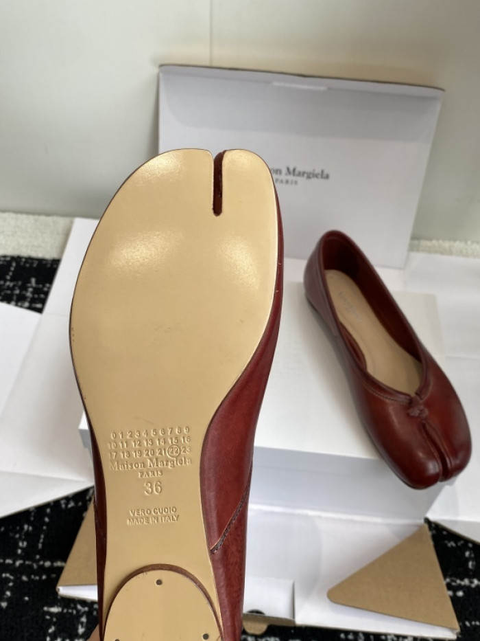 ma*s*n Ma*i*la tabi shoes