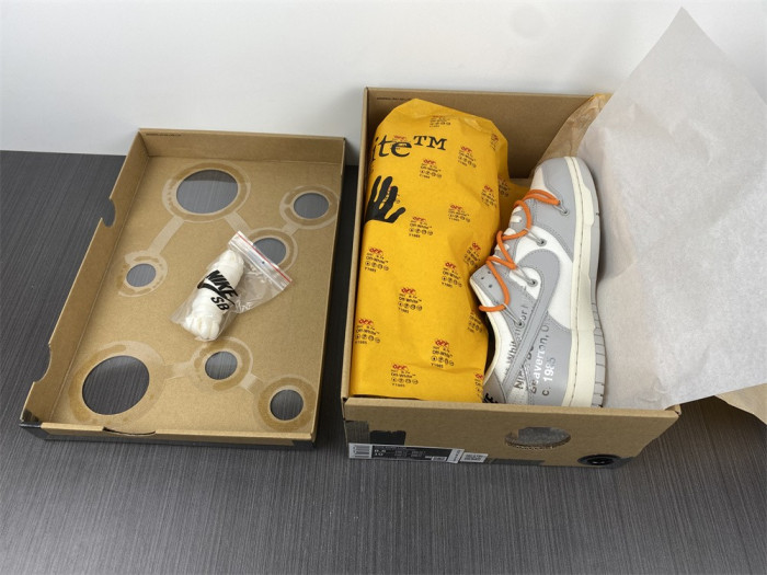 nike dunk low o-w lot 44 dm1602-104