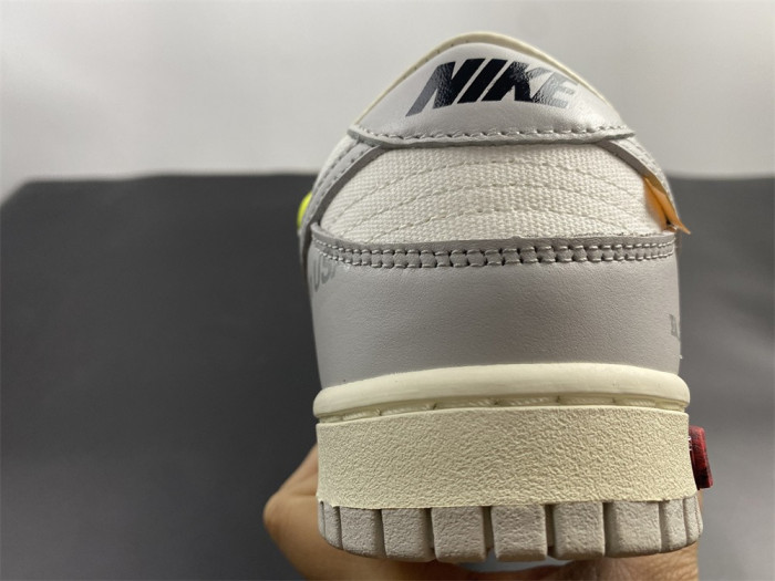nike dunk low o-w lot 8 dm1602-106