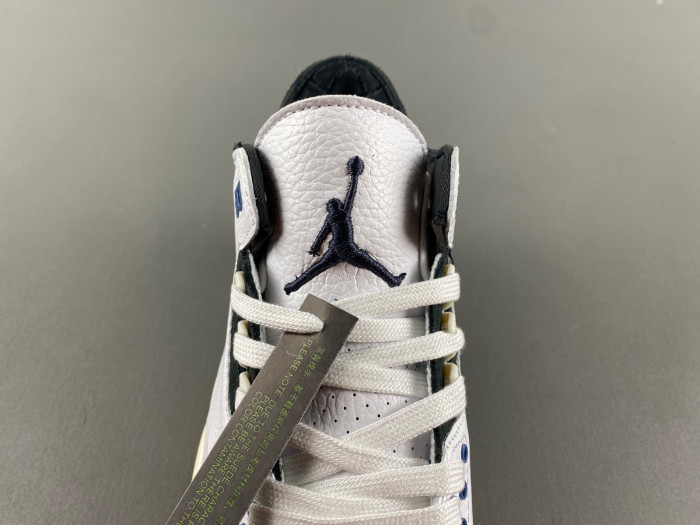 Jordan 3 Retro OG SP A Ma Maniére “Diffused Blue” HV8571-100
