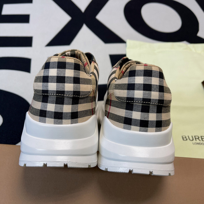 Burberry-Vintage Sneaker