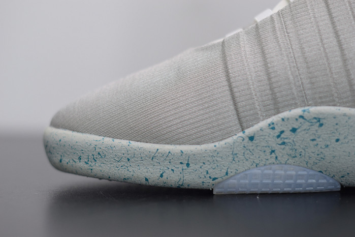 nike mag