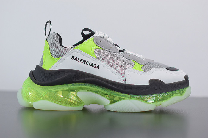 blcg sneaker triple.s.gomma grey white green 541624 w2fr1 8297