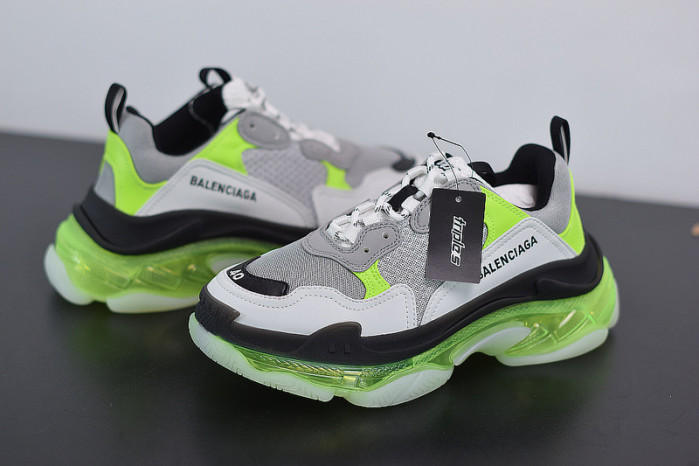 blcg sneaker triple.s.gomma grey white green 541624 w2fr1 8297