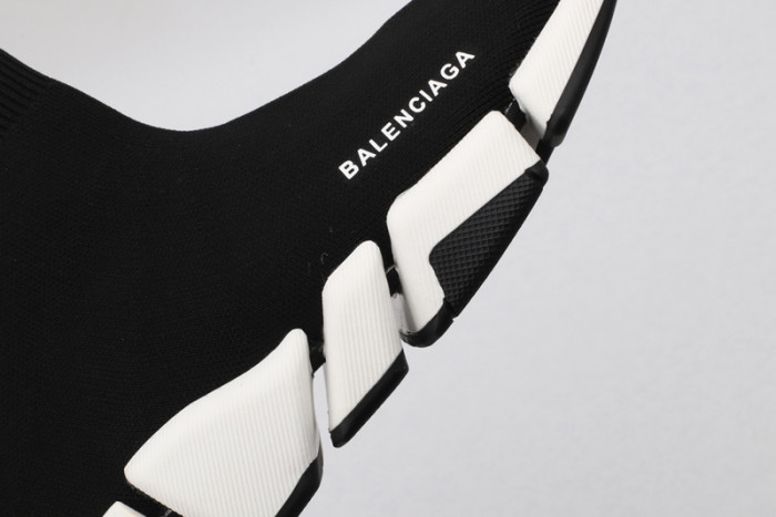 Ba*len*cia*ga speed sneaker