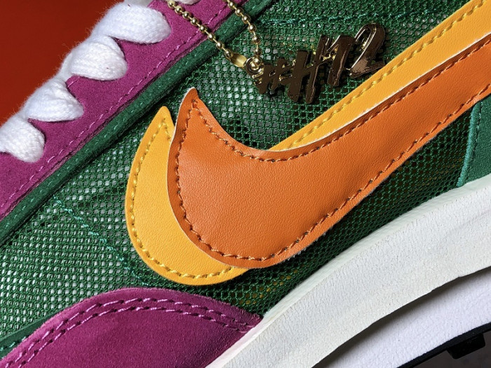 nike ld waffle sacai pine green bv0073-301