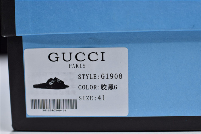G*u*i sandals
