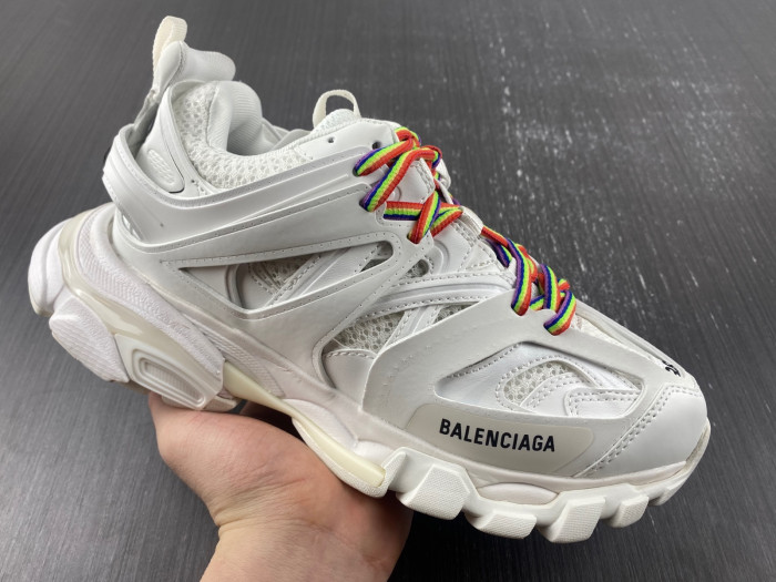 Ba*len*cia*ga track white